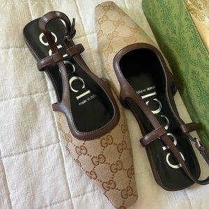 Gucci sling back flats